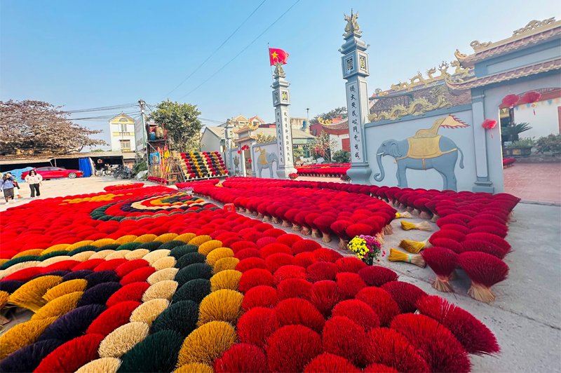 quangphucauincensevillagehalfdaytour