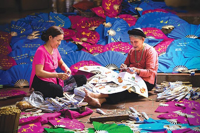 travelingtohanoiandvisitingtraditionalhandicraftvillages2