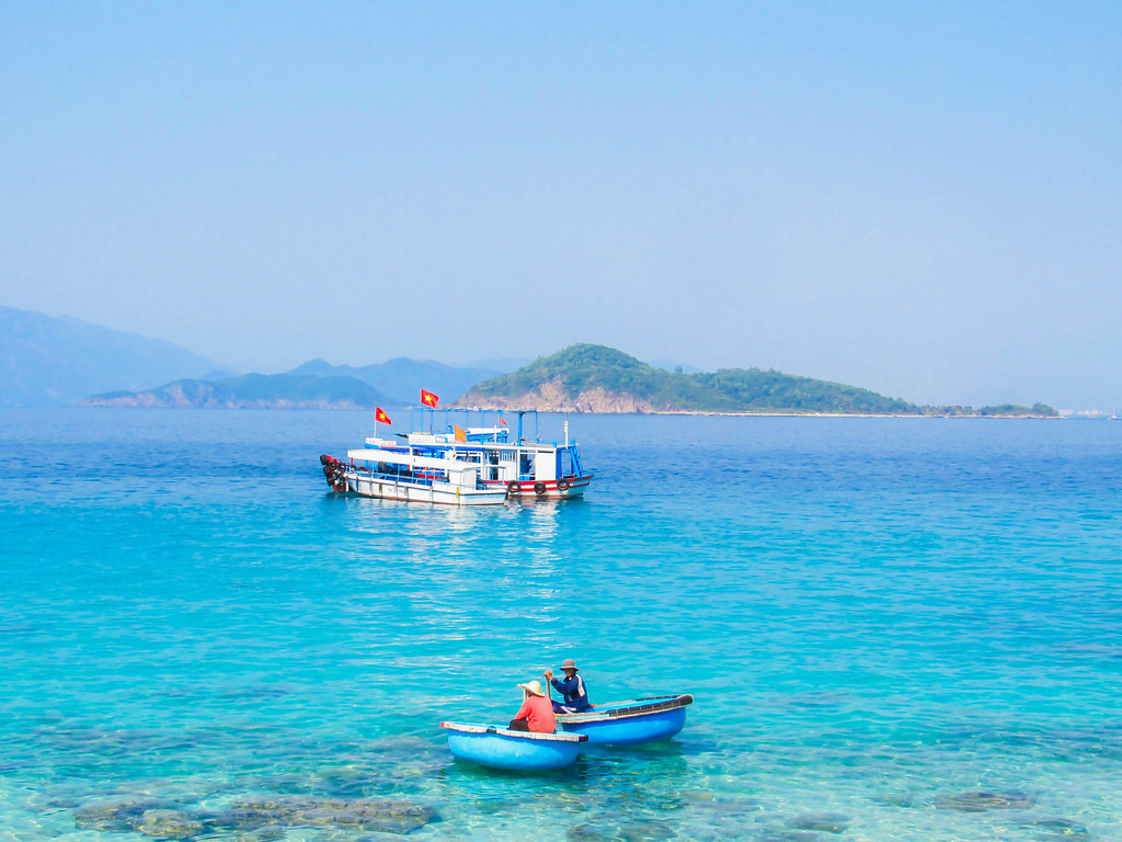 Discovering The Nha Trang Four Islands Tour