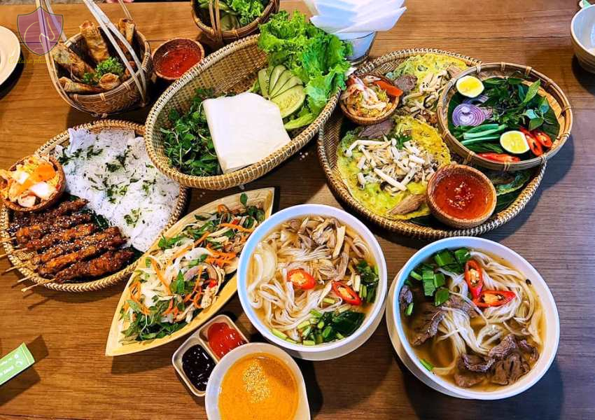restaurants every traveler should try in da nang